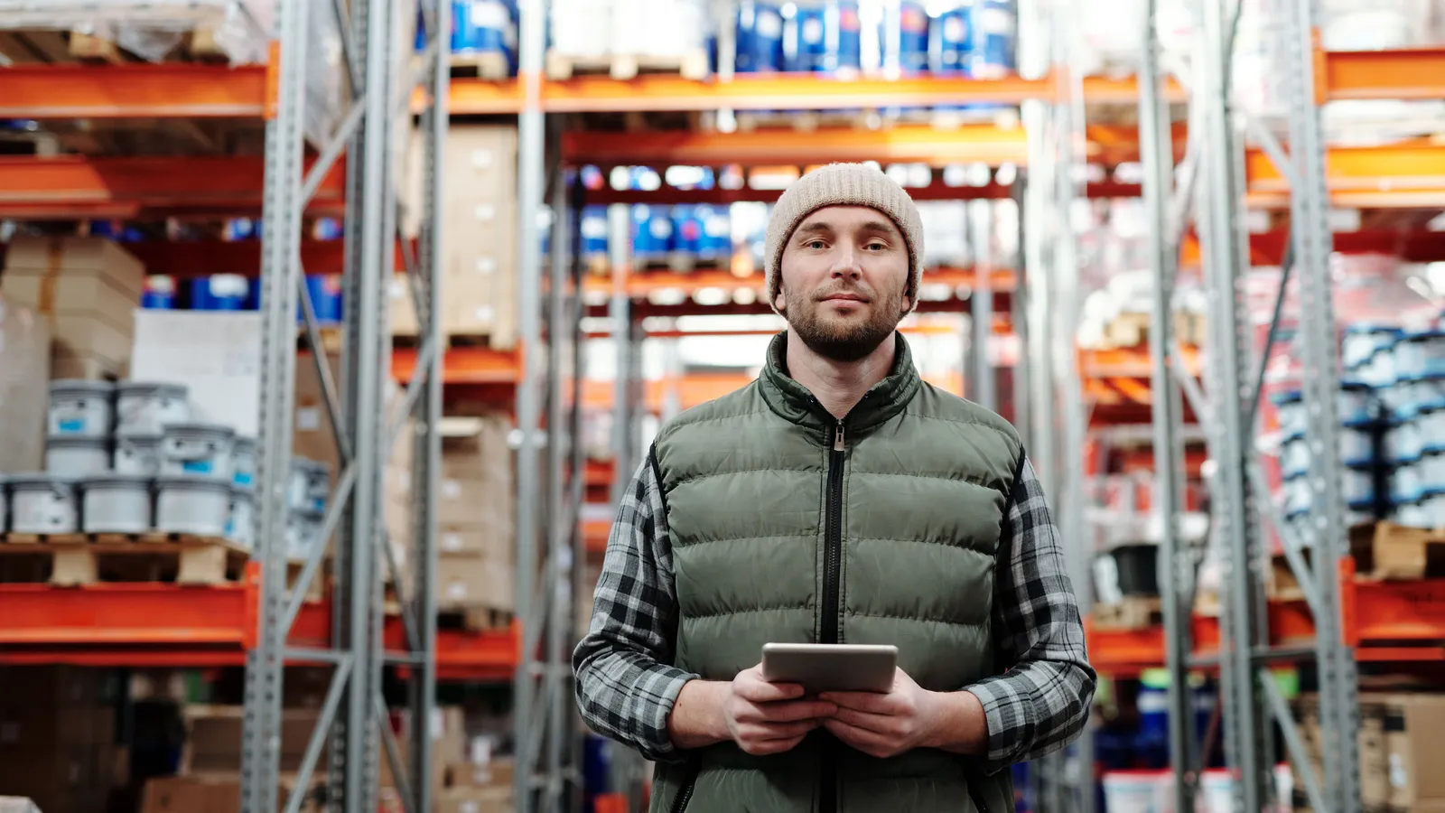 Commercial operations and fleet coverage context